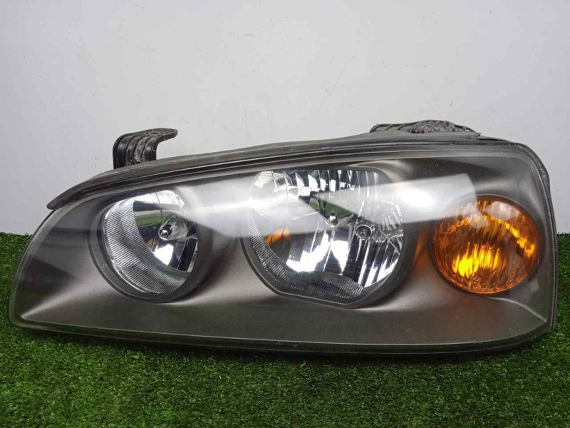 Recambio de faro izquierdo para hyundai elantra (xd) 2.0 crdi cat referencia OEM IAM SINREFERENCIA 04-07 
