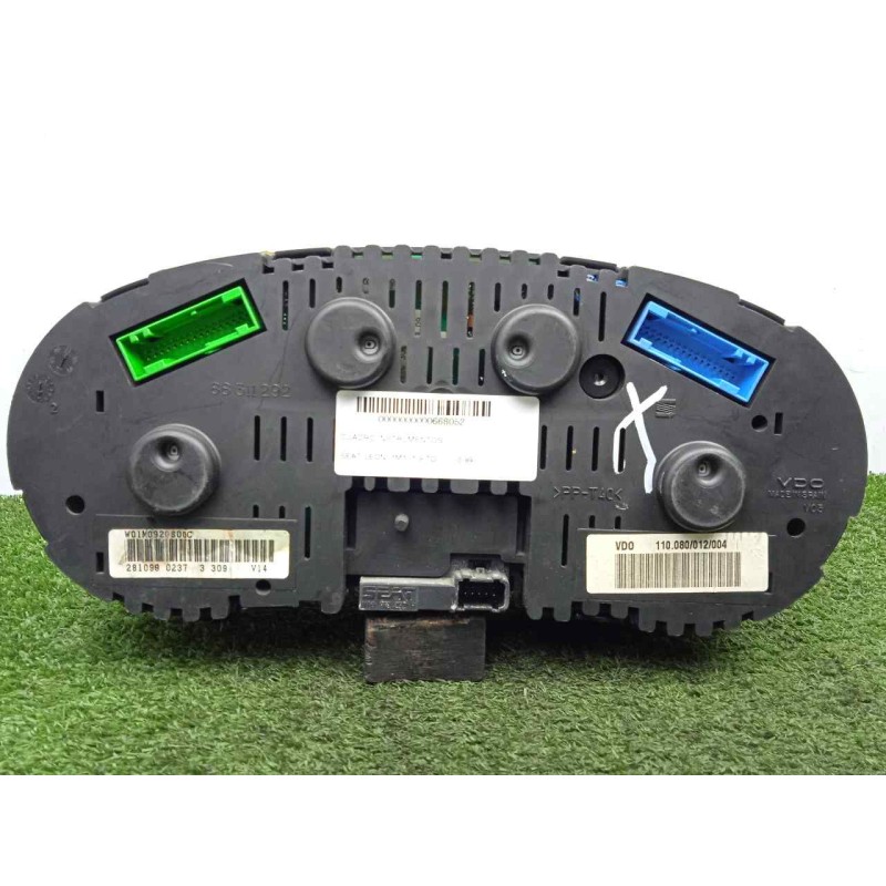 Recambio de cuadro instrumentos para seat leon (1m1) 1.9 tdi referencia OEM IAM 1M0920800C-110080012004 CON.TARAS 