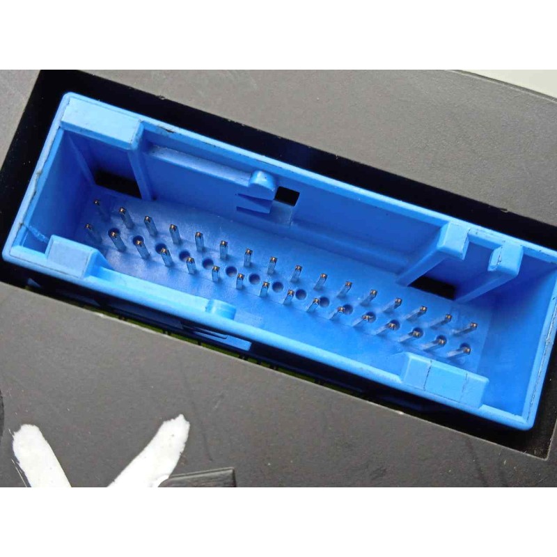 Recambio de cuadro instrumentos para seat leon (1m1) 1.9 tdi referencia OEM IAM 1M0920800C-110080012004 CON.TARAS 