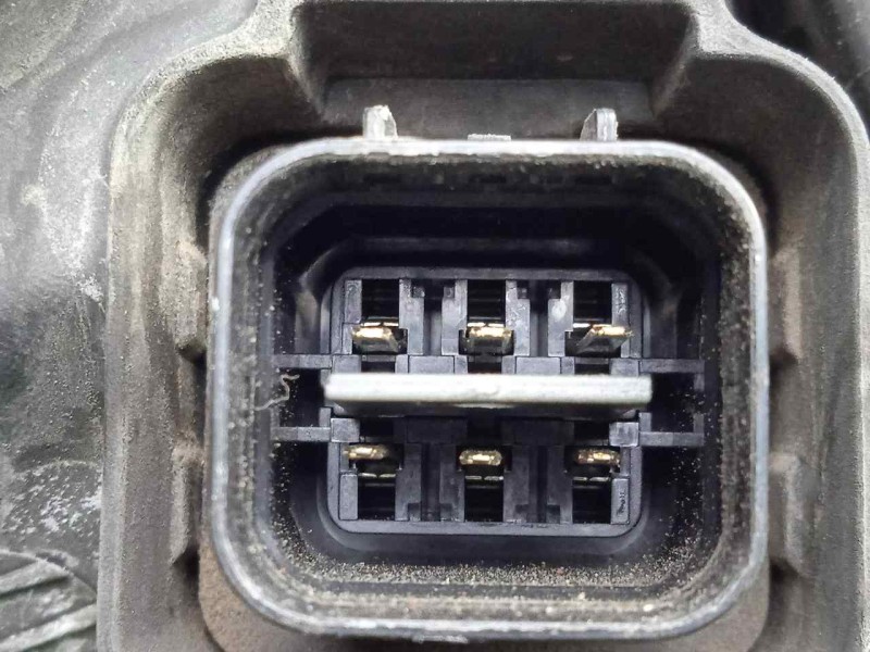 Recambio de faro izquierdo para hyundai elantra (xd) 2.0 crdi cat referencia OEM IAM SINREFERENCIA 04-07 