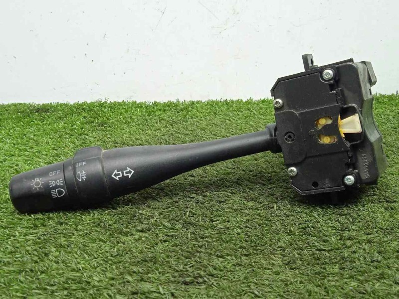 Recambio de mando luces para nissan serena (c23m) 2.3 diesel referencia OEM IAM 36828B  