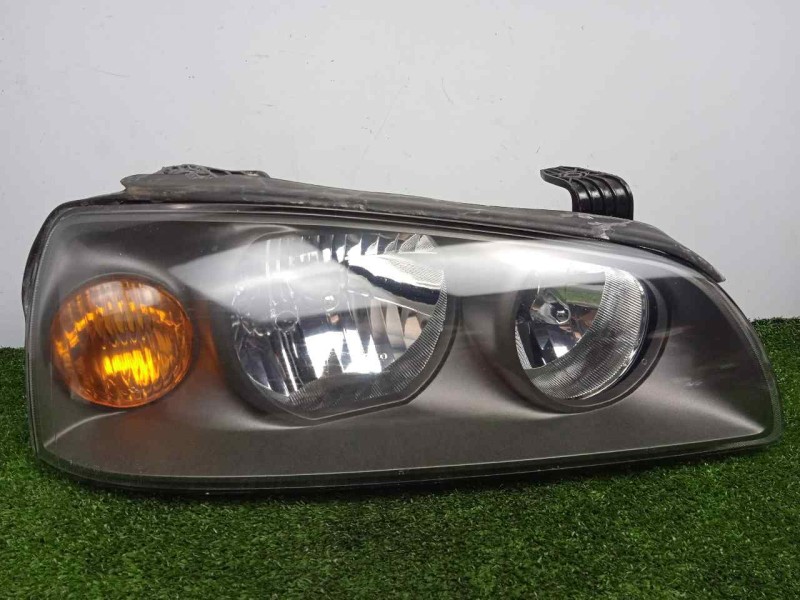 Recambio de faro derecho para hyundai elantra (xd) 2.0 crdi cat referencia OEM IAM SINREFERENCIA 04-07 