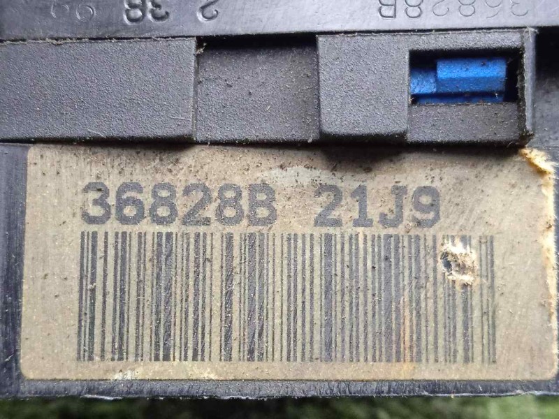 Recambio de mando luces para nissan serena (c23m) 2.3 diesel referencia OEM IAM 36828B  