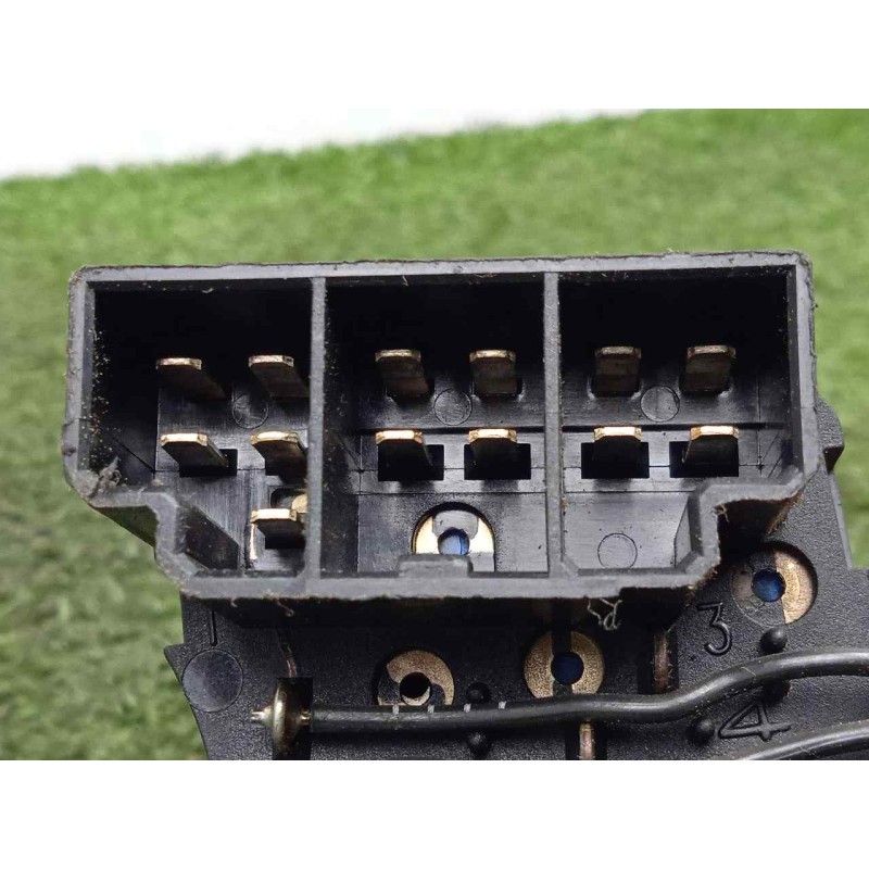 Recambio de mando luces para nissan serena (c23m) 2.3 diesel referencia OEM IAM 36828B  