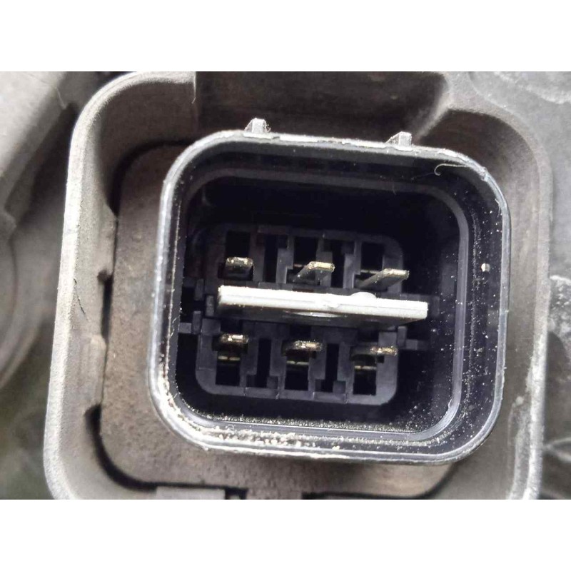 Recambio de faro derecho para hyundai elantra (xd) 2.0 crdi cat referencia OEM IAM SINREFERENCIA 04-07 