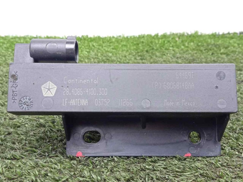 Recambio de antena para fiat freemont (345) 2.0 16v multijet cat referencia OEM IAM 68068148AA-2840864100300  