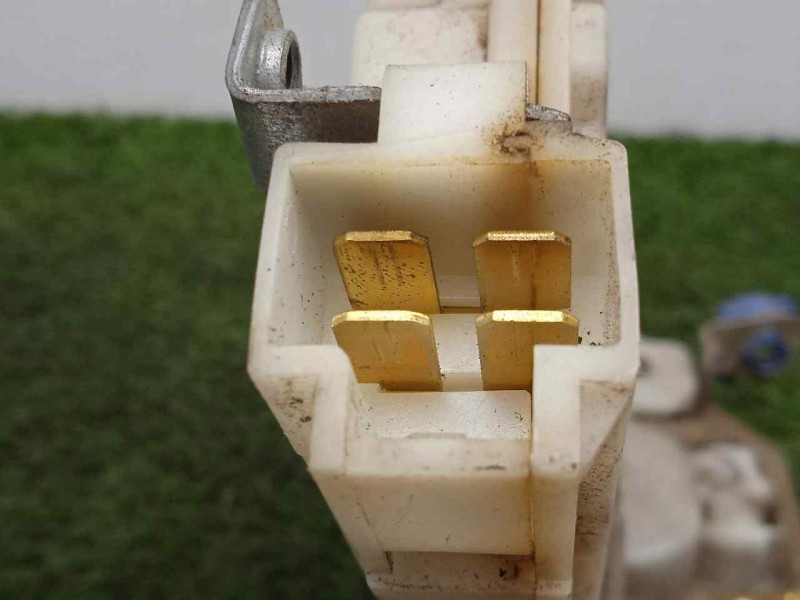 Recambio de cerradura puerta delantera izquierda para nissan serena (c23m) 2.3 diesel referencia OEM IAM  4.PINES 