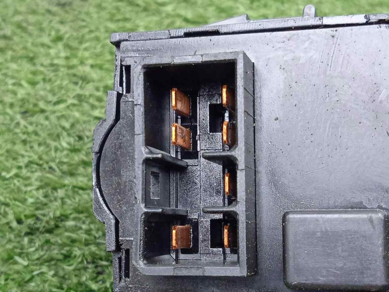 Recambio de mando luces para chevrolet nubira berlina 1.6 cat referencia OEM IAM 96387324-5093211000 03-10 