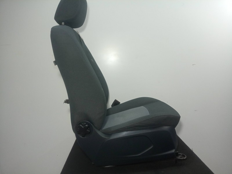 Recambio de asiento delantero derecho para ford fiesta (cb1) 1.25 16v cat referencia OEM IAM  TELA 