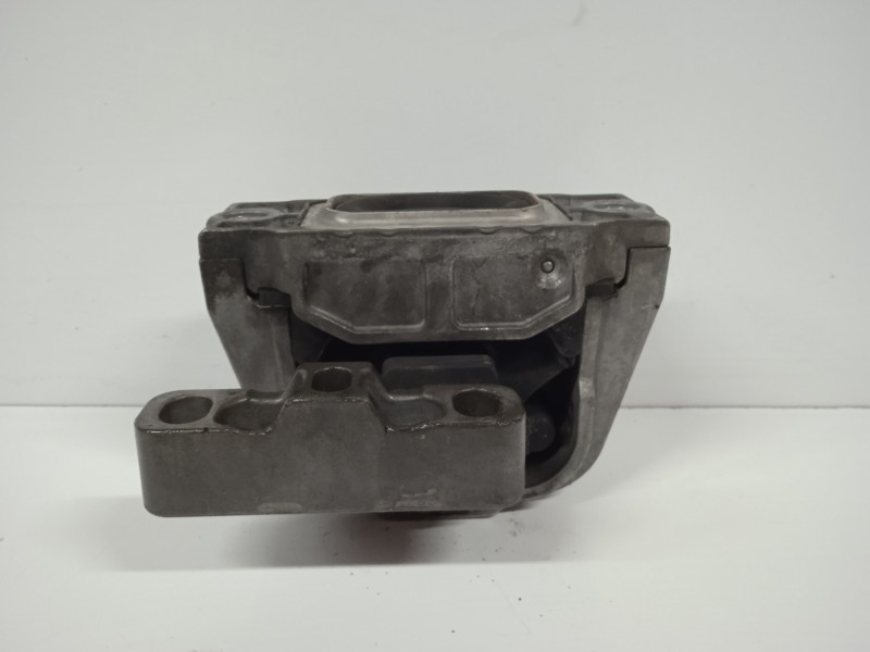 Recambio de soporte motor derecho para volkswagen jetta (1k2) 1.9 tdi referencia OEM IAM 1K0199262  