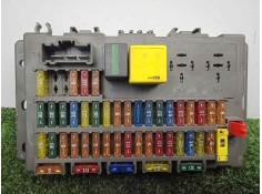 Recambio de caja reles / fusibles para mg serie 75 (rj) 2.0 16v cdt referencia OEM IAM 518174602-YQE103139  