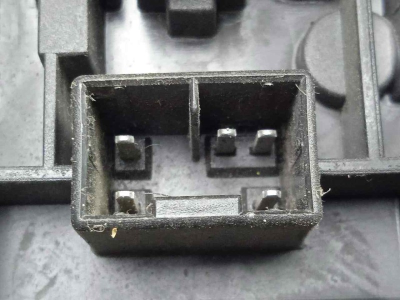 Recambio de piloto trasero derecho para nissan micra (k11) básico referencia OEM IAM SINREFERENCIA 2.SERIE 