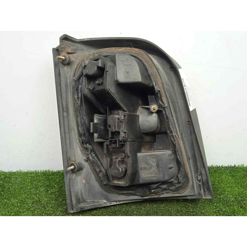 Recambio de piloto trasero derecho para nissan micra (k11) básico referencia OEM IAM SINREFERENCIA 2.SERIE 