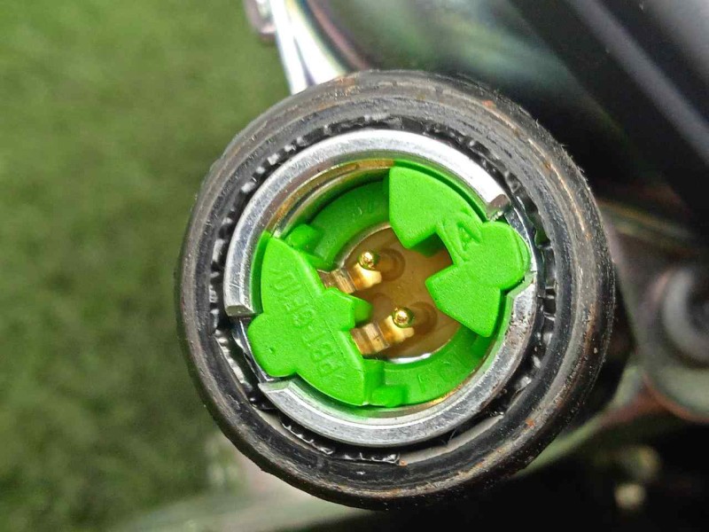 Recambio de cinturon seguridad delantero derecho para volvo s60 lim. 2.0 diesel cat referencia OEM IAM 616155800-P39800482  