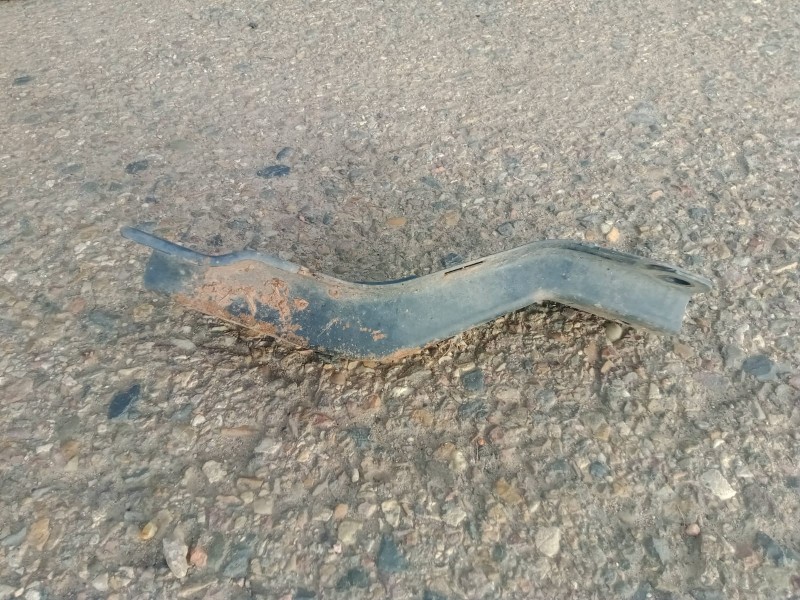 Recambio de tirante delantero derecho para toyota hilux (kun) referencia OEM IAM   