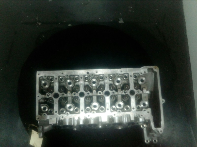 Recambio de culata para bmw serie 3 touring (e91) 2.0 turbodiesel cat referencia OEM IAM 07103001160-779767696  