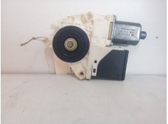 Recambio de motor elevalunas trasero derecho para renault megane iii berlina 5 p 1.5 dci diesel fap referencia OEM IAM 827300003