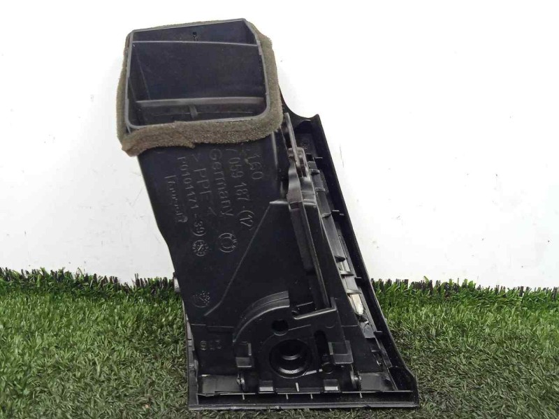 Recambio de aireador delantero izquierdo para bmw serie 1 berlina (e81/e87) 118d referencia OEM IAM 51607059187-7059187  