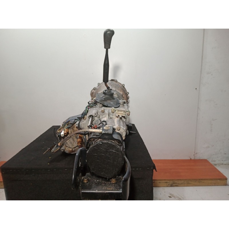 Recambio de caja cambios para mitsubishi montero (v60/v70) 3.2 di-d cat referencia OEM IAM MR528729 MANUAL 5.VELOCIDADES
