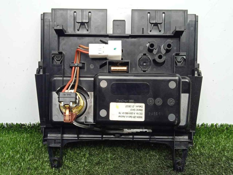 Recambio de cenicero para mercedes-benz clase c (w204) berlina 2.2 cdi cat referencia OEM IAM A2046800179  