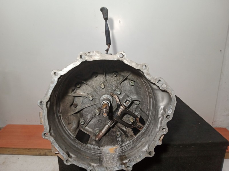 Recambio de caja cambios para mitsubishi montero (v60/v70) 3.2 di-d cat referencia OEM IAM MR528729 MANUAL 5.VELOCIDADES