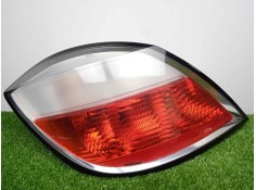 Recambio de piloto trasero izquierdo para opel astra h berlina 1.7 16v cdti referencia OEM IAM  ASTRA.H - 04-07 5.PUERTAS - BLAN