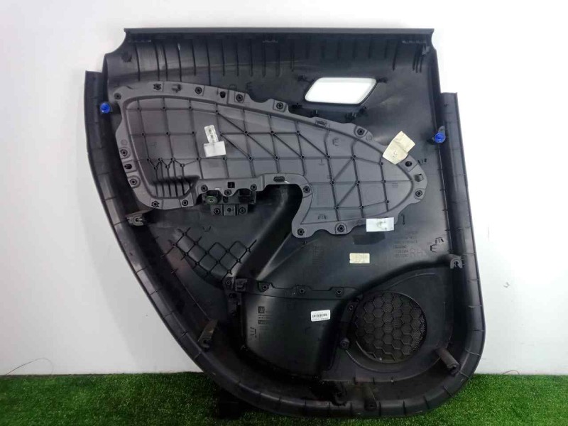 Recambio de guarnecido puerta trasera derecha para opel crossland x 1.2 referencia OEM IAM SINREFERENCIA  