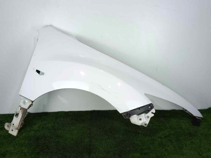 Recambio de aleta delantera derecha para mazda 6 lim. (gh) 2.2 turbodiesel cat referencia OEM IAM REF:GS1D52110D BLANCO 