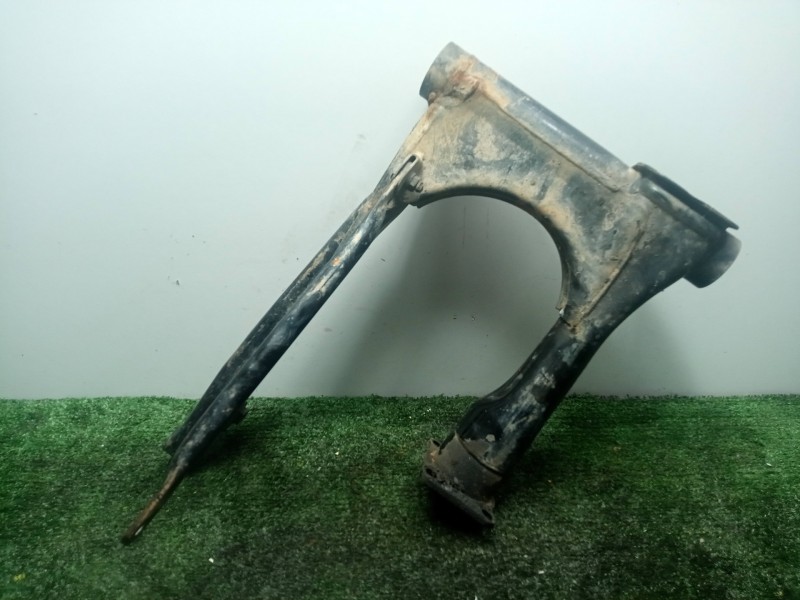 Recambio de basculante para yamaha xj 550 / 650 / 750 referencia OEM IAM 4K0221100033  