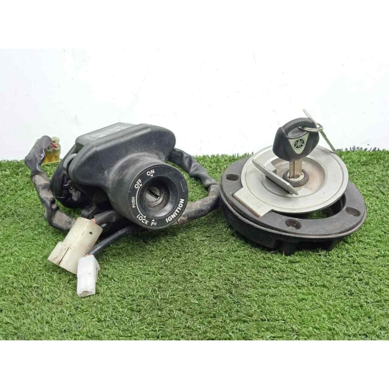 Recambio de conmutador de arranque para yamaha fjr 1300 referencia OEM IAM 39P2460210 TAPA COMBUSTIBLE CONMUTADOR ARRANQUE