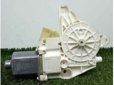 Recambio de motor elevalunas delantero derecho para mercedes-benz clase c (w204) berlina 2.2 cdi cat referencia OEM IAM A2048200