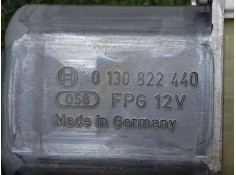 Recambio de motor elevalunas delantero derecho para mercedes-benz clase c (w204) berlina 2.2 cdi cat referencia OEM IAM A2048200 2