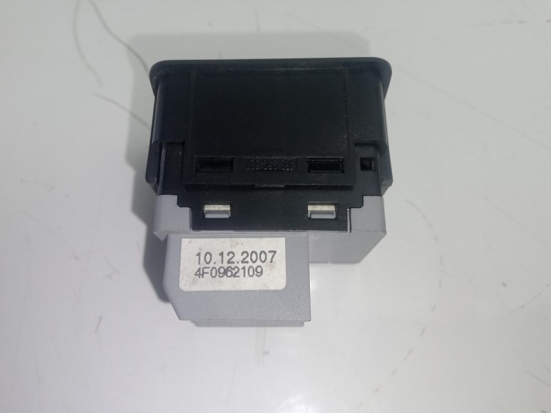 Recambio de interruptor para audi a5 coupe (8t) 2.7 v6 24v tdi referencia OEM IAM 4F0962109  