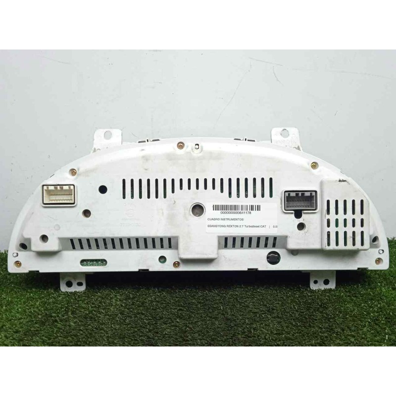 Recambio de cuadro instrumentos para ssangyong rexton 2.7 turbodiesel cat referencia OEM IAM 11000923600S-8022008B10 2.CONECTORE