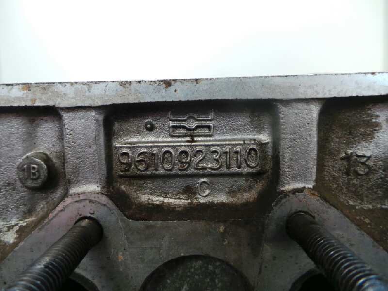 Recambio de culata para peugeot 106 (s1) 1.0 referencia OEM IAM 9610923110  