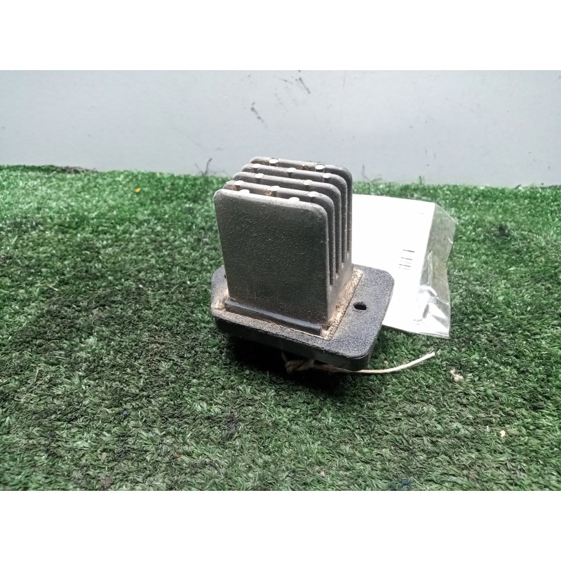 Recambio de resistencia calefaccion para ssangyong rexton 2.7 turbodiesel cat referencia OEM IAM SINREFERENCIA CON.CLIMA 4.PINES