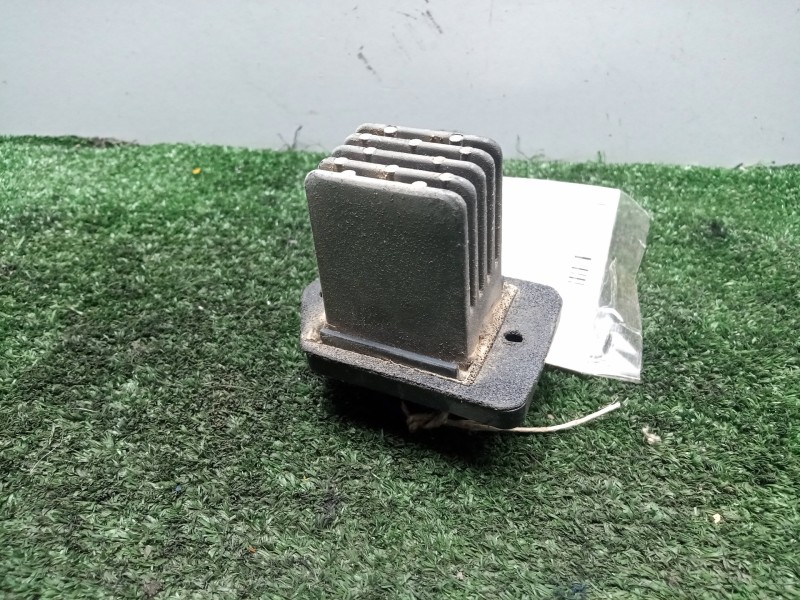 Recambio de resistencia calefaccion para ssangyong rexton 2.7 turbodiesel cat referencia OEM IAM SINREFERENCIA CON.CLIMA 4.PINES