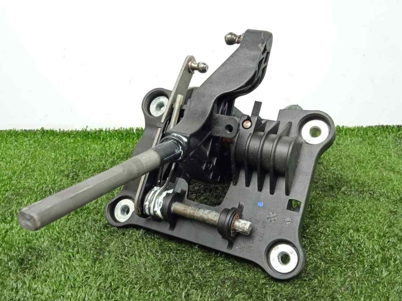 Recambio de palanca cambio para opel meriva b 1.4 16v turbo cat referencia OEM IAM 738219-55568048  
