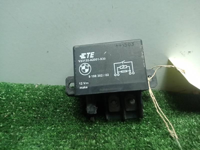 Recambio de rele para bmw r 1200 rt referencia OEM IAM 919830202  