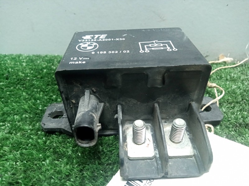 Recambio de rele para bmw r 1200 rt referencia OEM IAM 919830202  