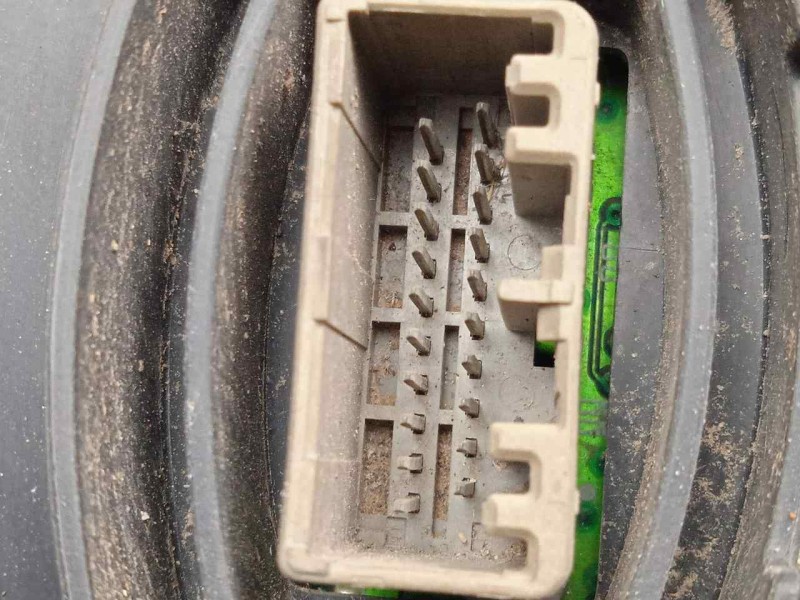 Recambio de cuadro instrumentos para honda pcx referencia OEM IAM 37200KWN783  