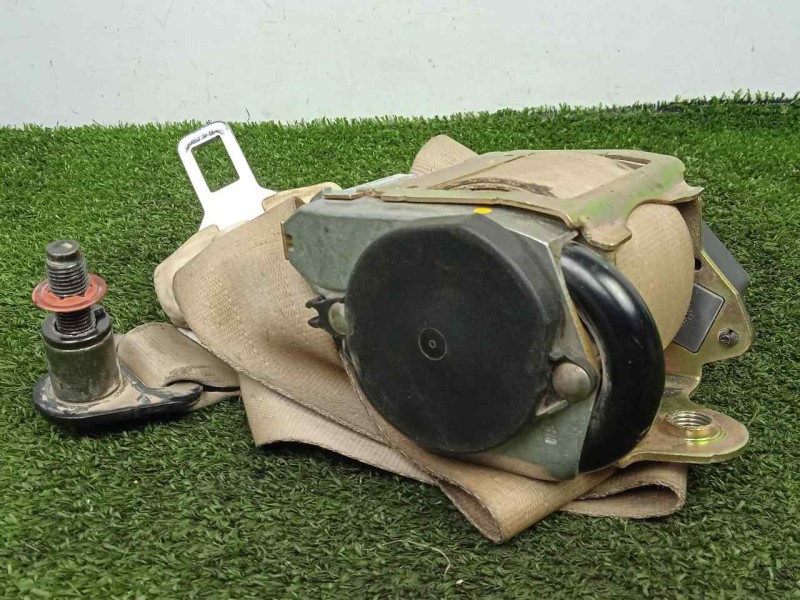 Recambio de cinturon seguridad delantero derecho para ssangyong rexton 2.7 turbodiesel cat referencia OEM IAM 511567000A  