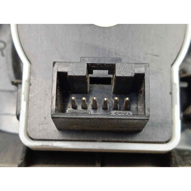 Recambio de mando calefaccion / aire acondicionado para ssangyong rexton 2.7 turbodiesel cat referencia OEM IAM 7653008B01  