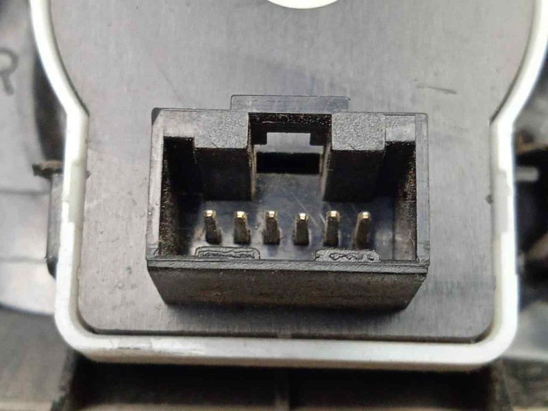 Recambio de mando calefaccion / aire acondicionado para ssangyong rexton 2.7 turbodiesel cat referencia OEM IAM 7653008B01  