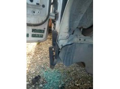 Recambio de estribo para nissan cabstar 09.06 3.0 diesel referencia OEM IAM  DELANTERO.IZQUIERDO  2