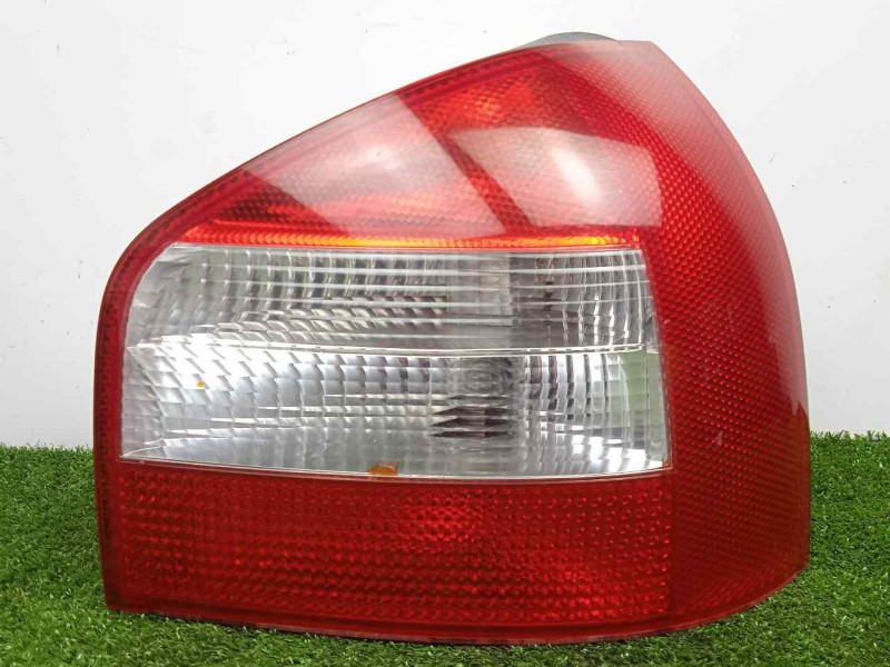 Recambio de piloto trasero derecho para audi a3 (8l) 1.6 referencia OEM IAM SINREFERENCIA 00-03 