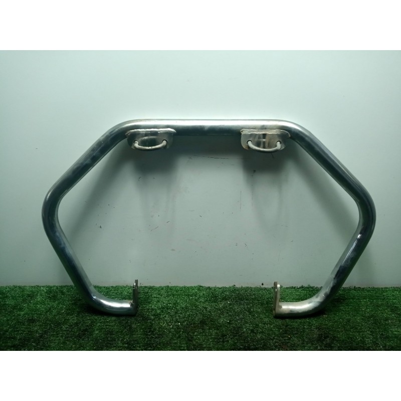 Recambio de defensa delantera para yamaha xj 550 / 650 / 750 referencia OEM IAM   