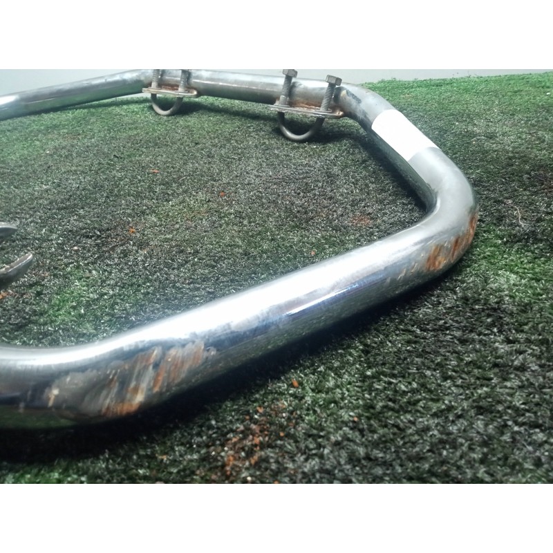 Recambio de defensa delantera para yamaha xj 550 / 650 / 750 referencia OEM IAM   