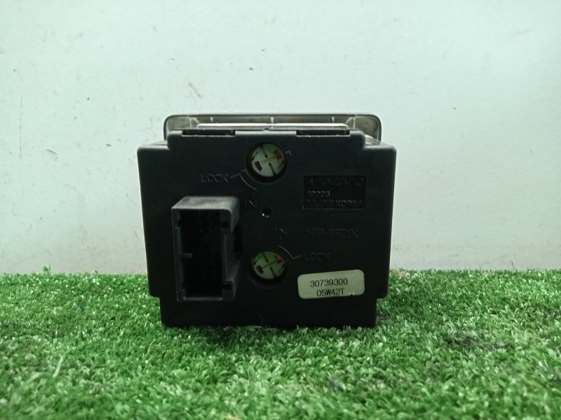 Recambio de interruptor luces para volvo s40 berlina 2.0 diesel cat referencia OEM IAM 30739300 03-12 