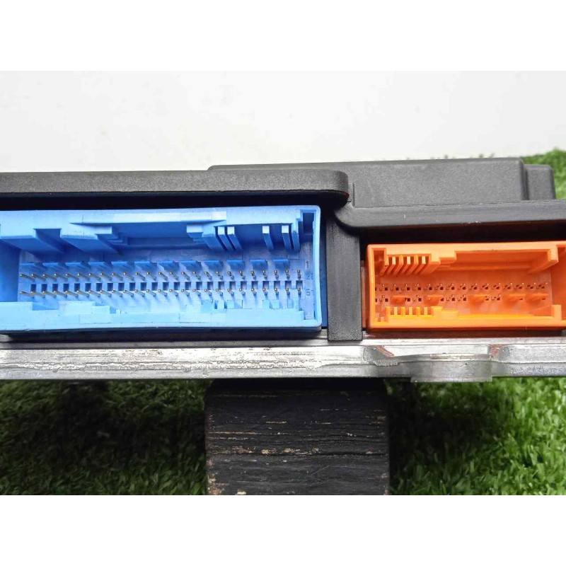 Recambio de centralita airbag para volvo s40 berlina 2.0 diesel cat referencia OEM IAM 00001393B5-30773050-005122400262  